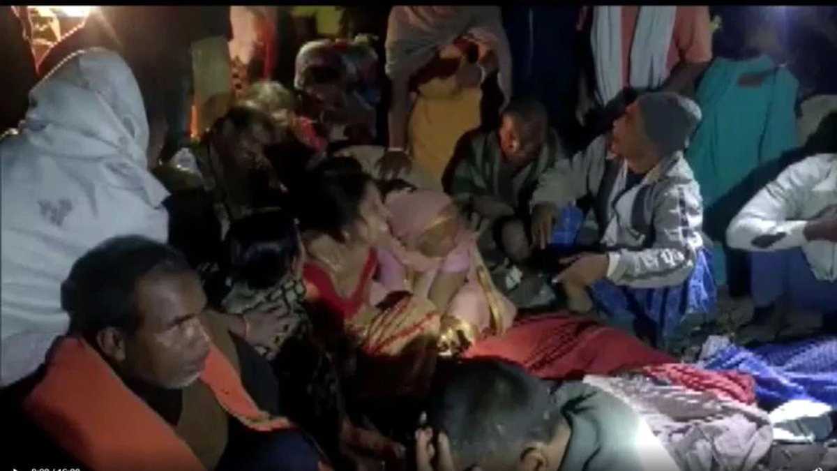 बिहार के वैशाली में तेज रफ्तार ट्रक ने 15 लोगों को कुचला, 8 बच्चों की दर्दनाक मौत